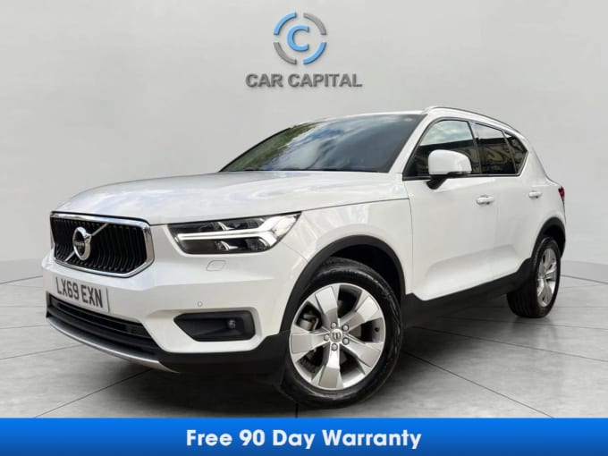 2025 Volvo Xc40