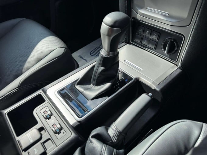 2025 Toyota Land Cruiser