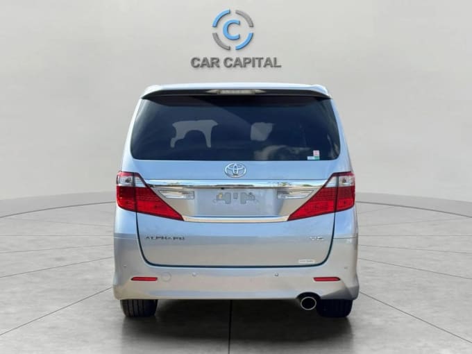 2025 Toyota Alphard