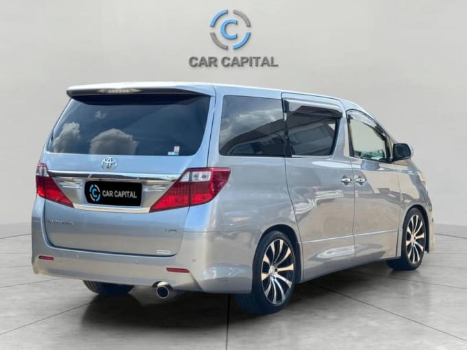 2025 Toyota Alphard