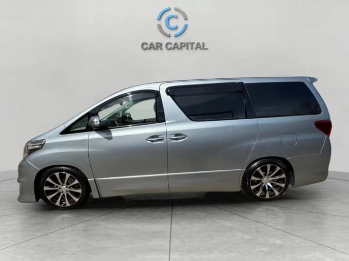 2025 Toyota Alphard