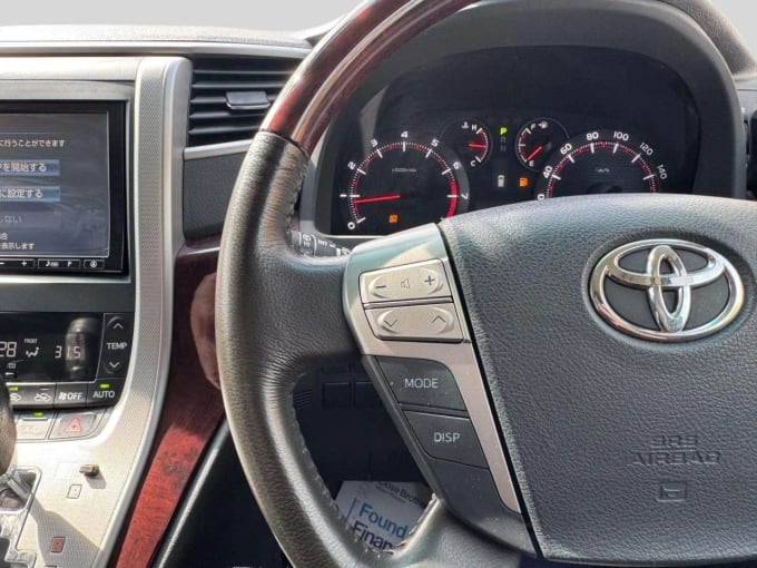 2025 Toyota Alphard