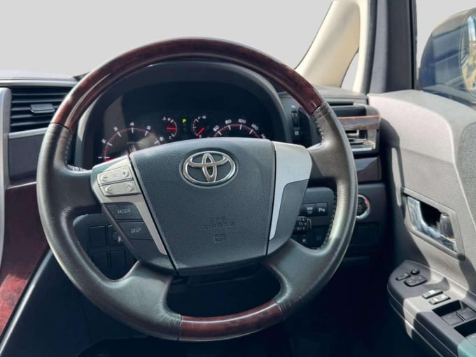 2025 Toyota Alphard