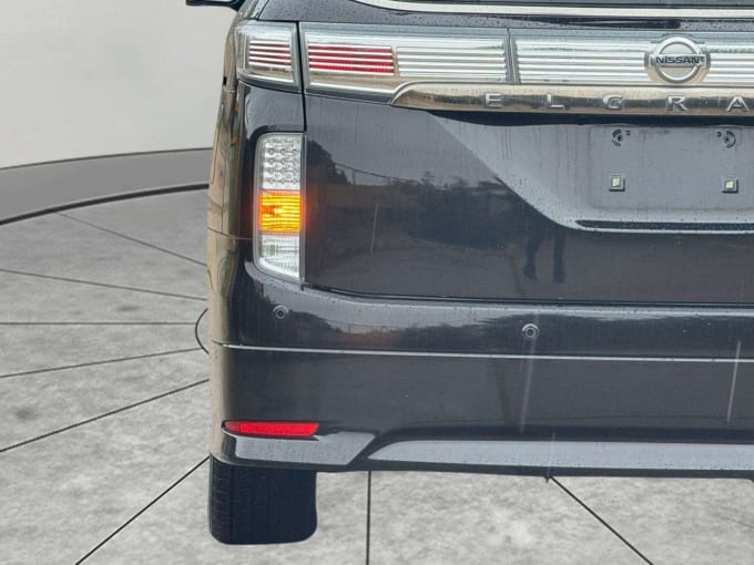 2025 Nissan Elgrand