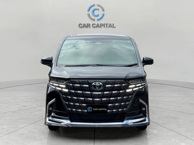 2025 Toyota Alphard