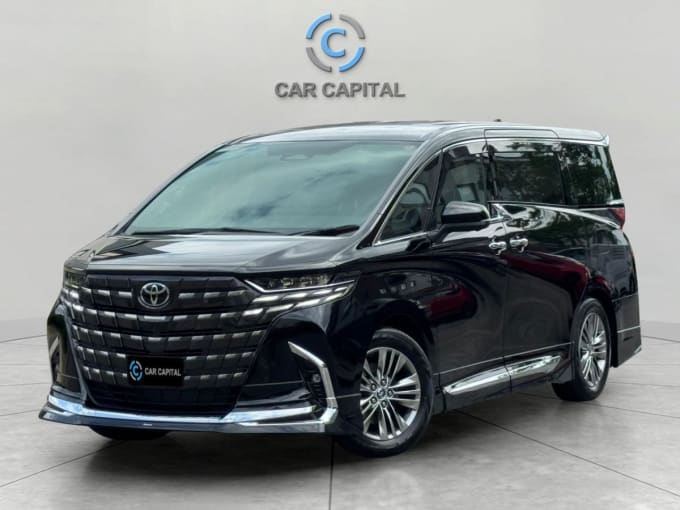 2025 Toyota Alphard