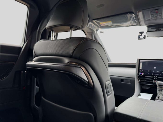 2025 Toyota Alphard