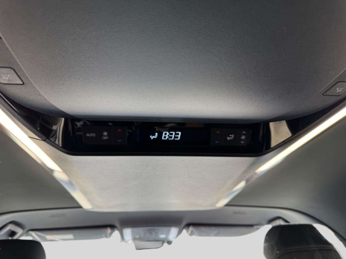 2025 Toyota Alphard