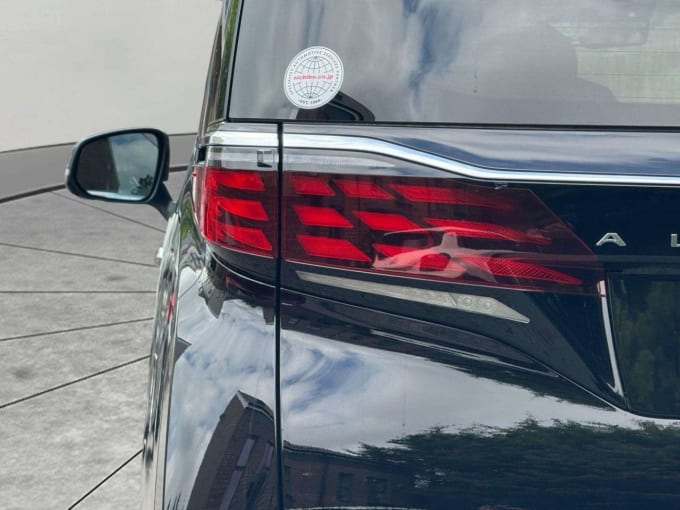 2025 Toyota Alphard
