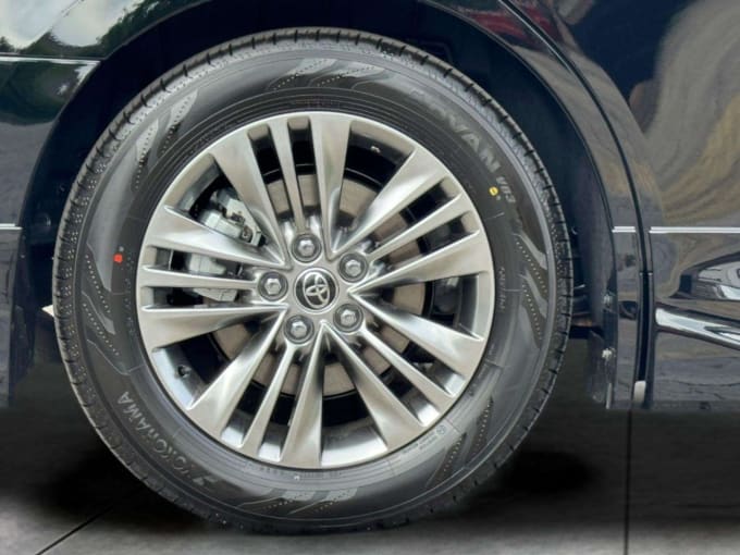 2025 Toyota Alphard