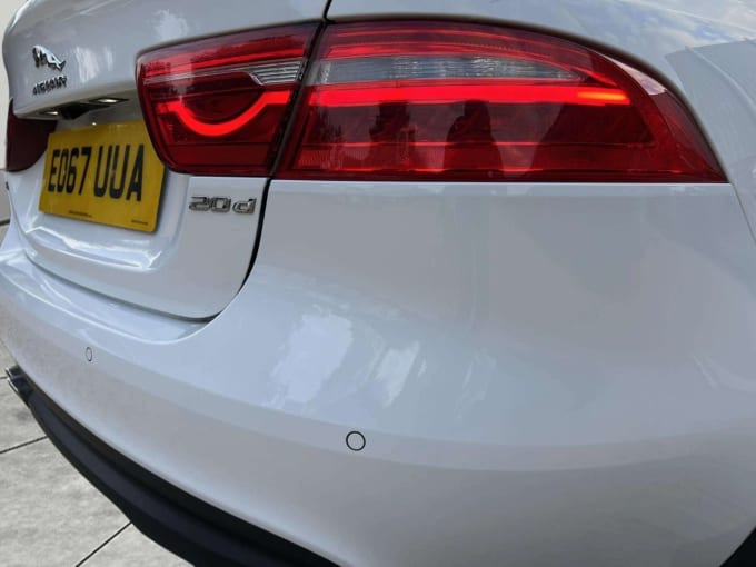 2025 Jaguar Xe
