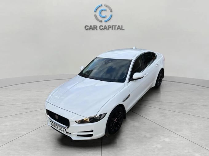2025 Jaguar Xe