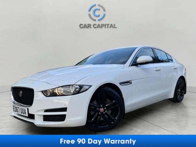 2025 Jaguar Xe
