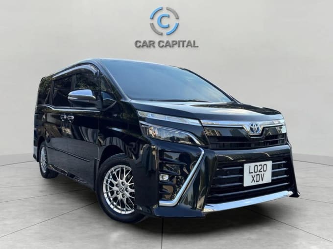 2025 Toyota Voxy/noah