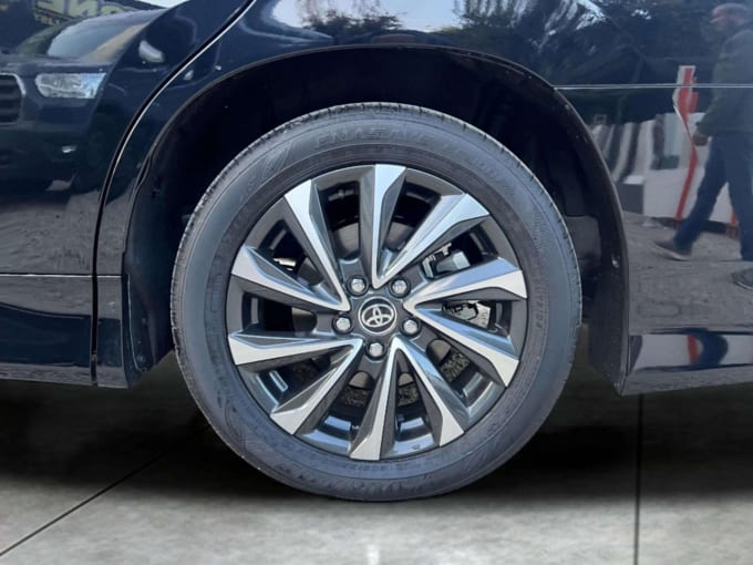 2025 Toyota Voxy/noah