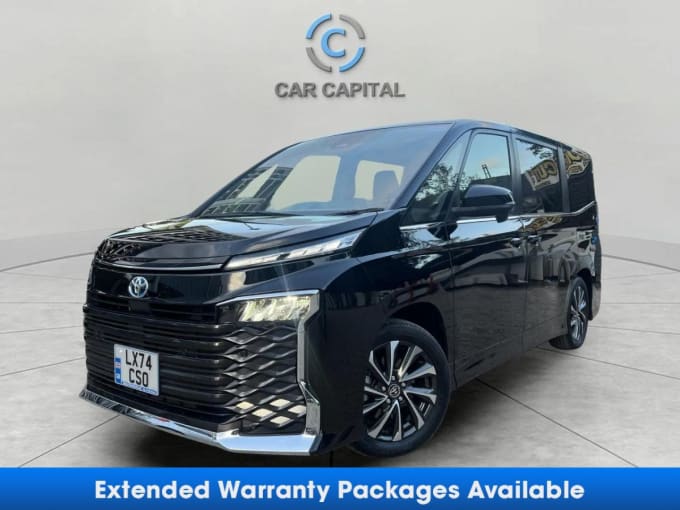 2025 Toyota Voxy/noah