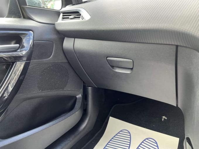 2025 Peugeot 2008