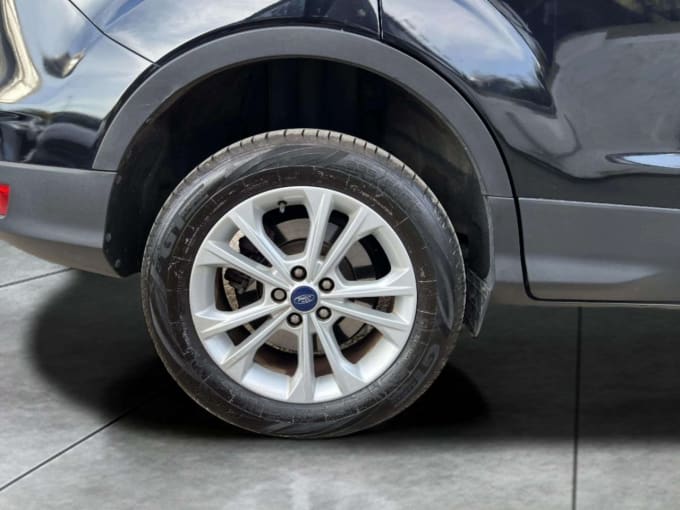 2025 Ford Kuga