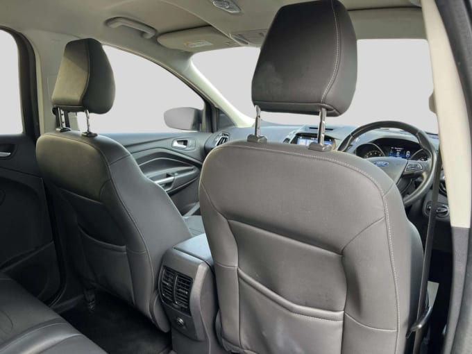 2025 Ford Kuga