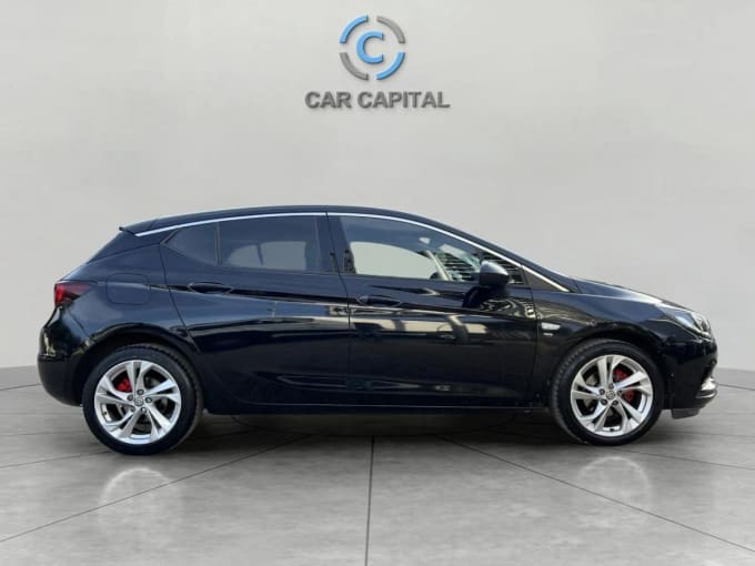 2025 Vauxhall Astra