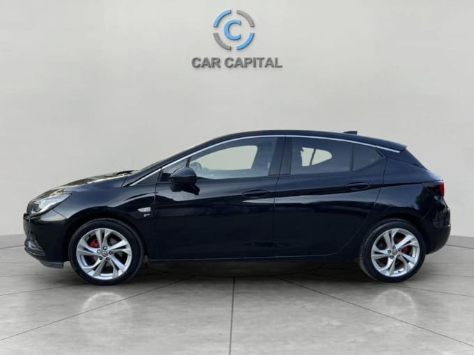 2025 Vauxhall Astra