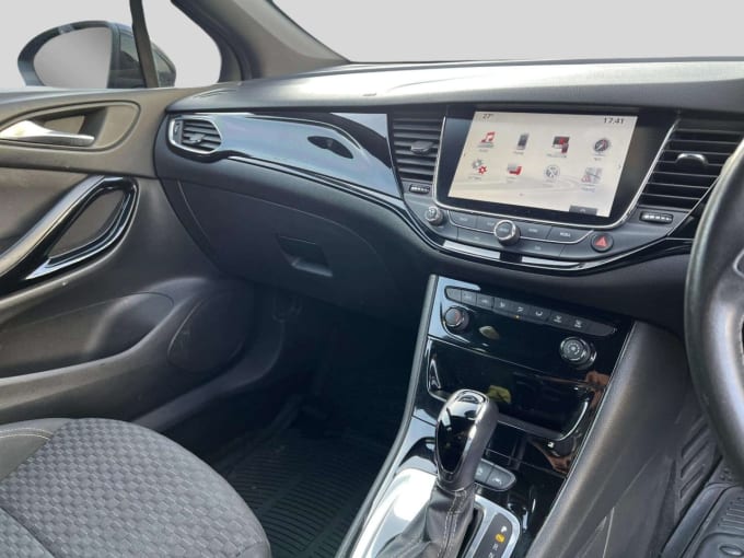 2025 Vauxhall Astra