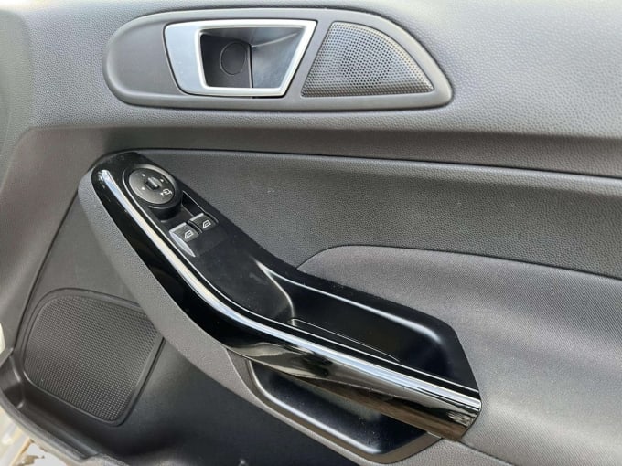 2025 Ford Fiesta