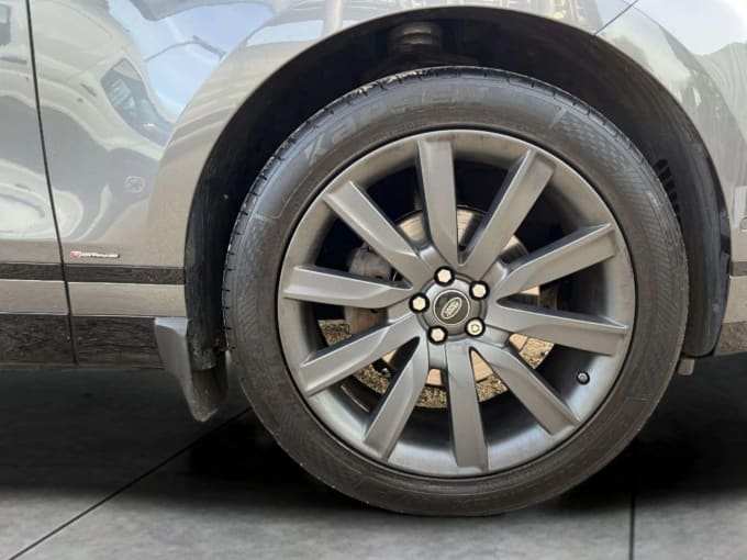 2025 Land Rover Range Rover Velar