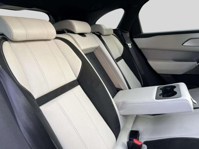 2025 Land Rover Range Rover Velar