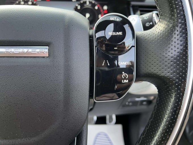 2025 Land Rover Range Rover Velar