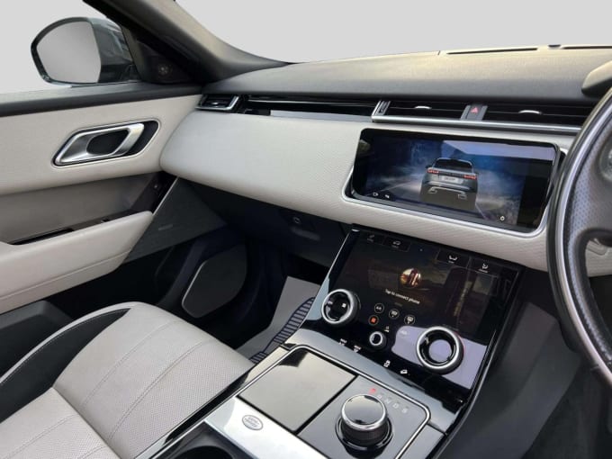 2025 Land Rover Range Rover Velar