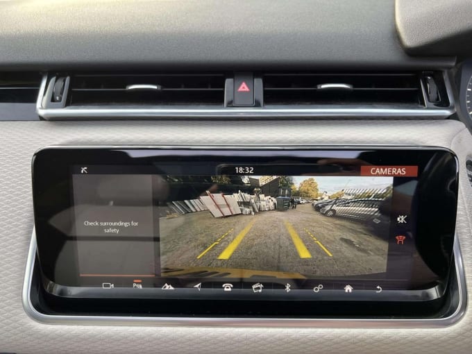 2025 Land Rover Range Rover Velar