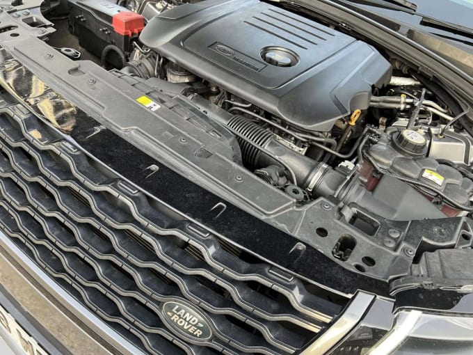 2025 Land Rover Range Rover Velar