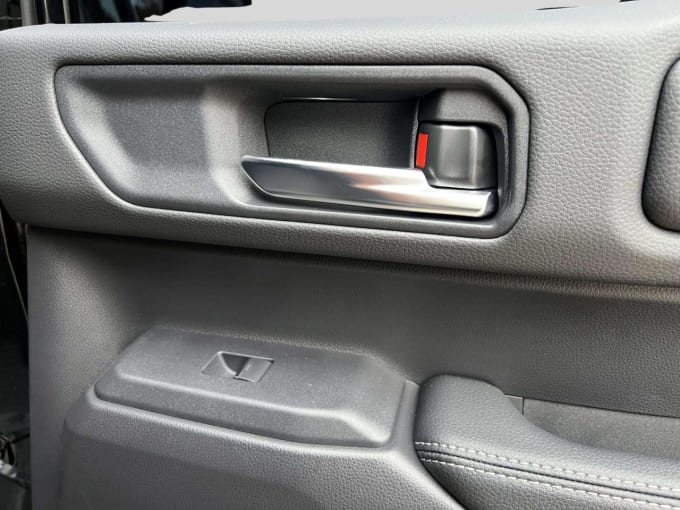 2025 Toyota Land Cruiser