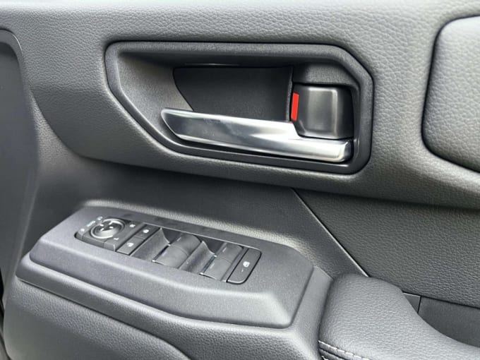 2025 Toyota Land Cruiser