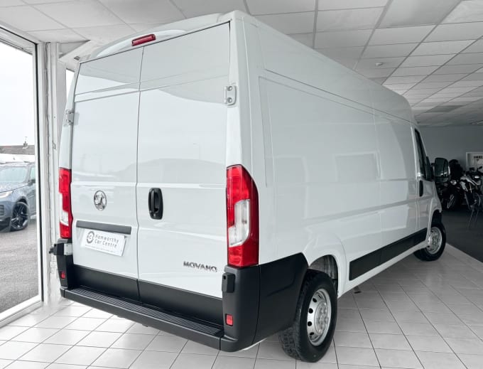 2025 Vauxhall Movano