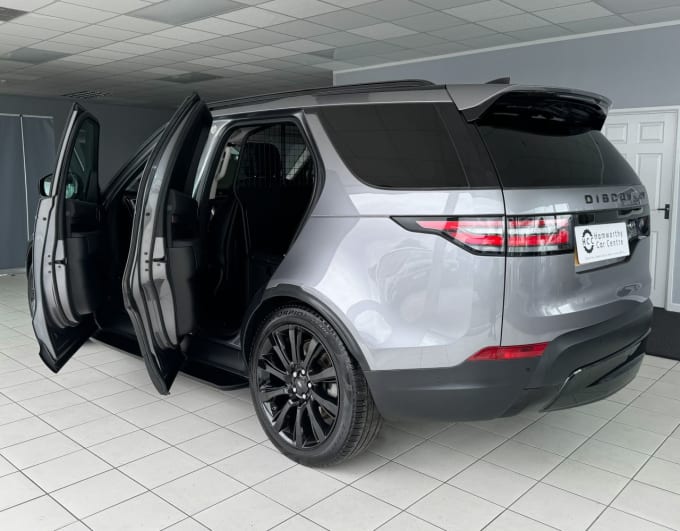 2025 Land Rover Discovery