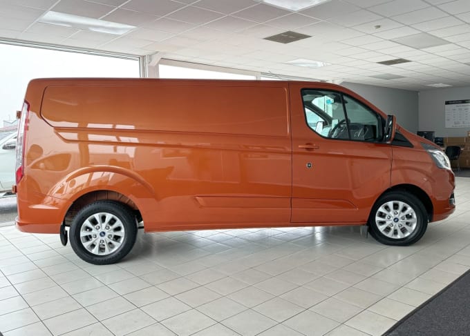 2024 Ford Transit Custom