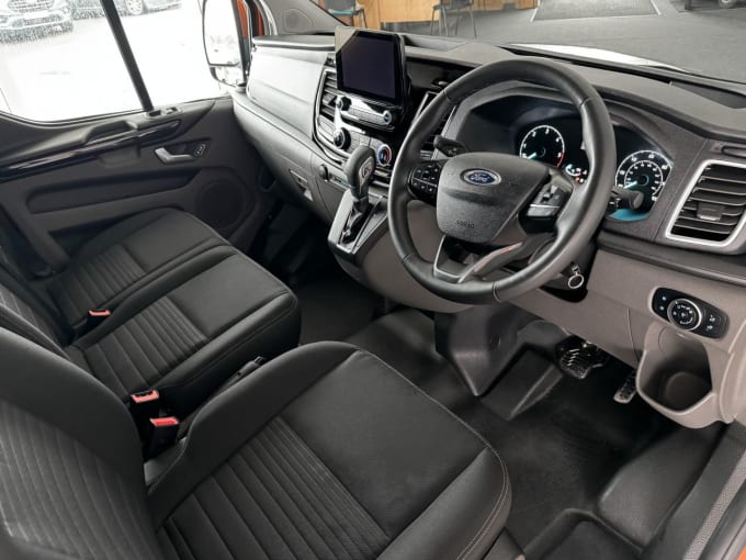 2024 Ford Transit Custom