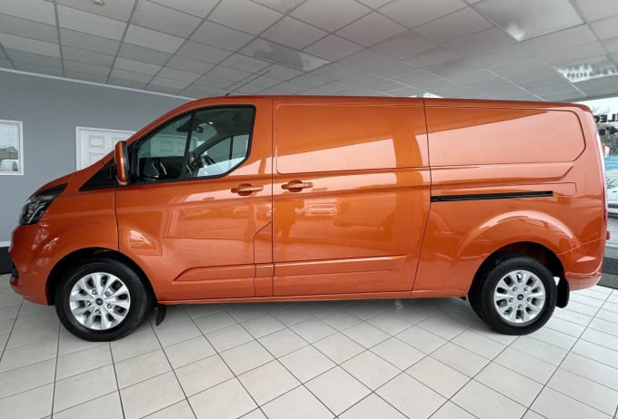 2024 Ford Transit Custom