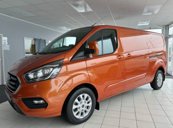 2024 Ford Transit Custom