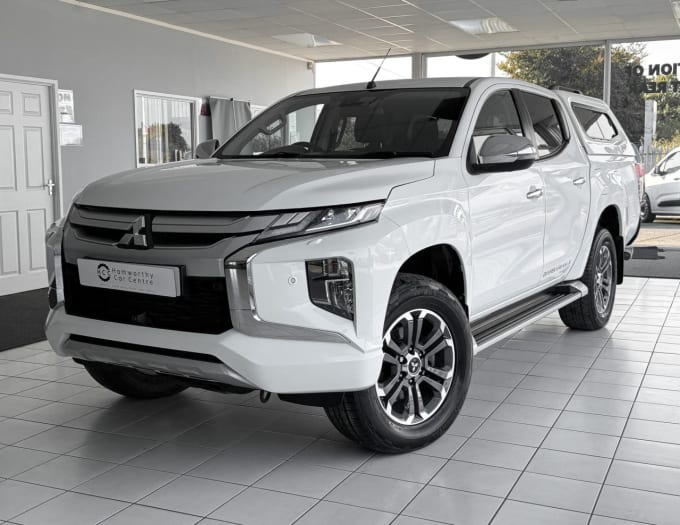 2024 Mitsubishi L200