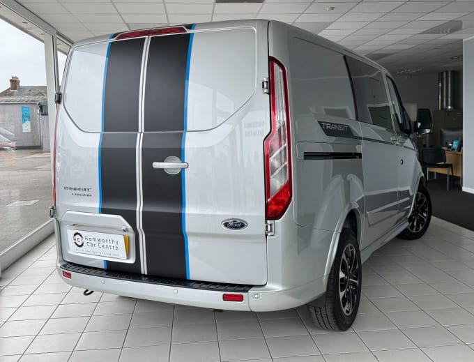 2025 Ford Transit Custom