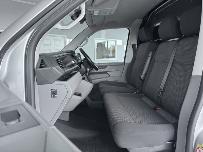 2025 Volkswagen Transporter