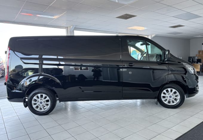 2025 Ford Transit Custom