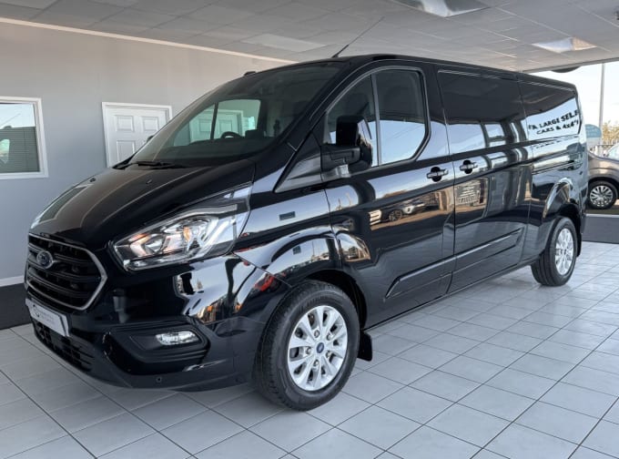 2025 Ford Transit Custom