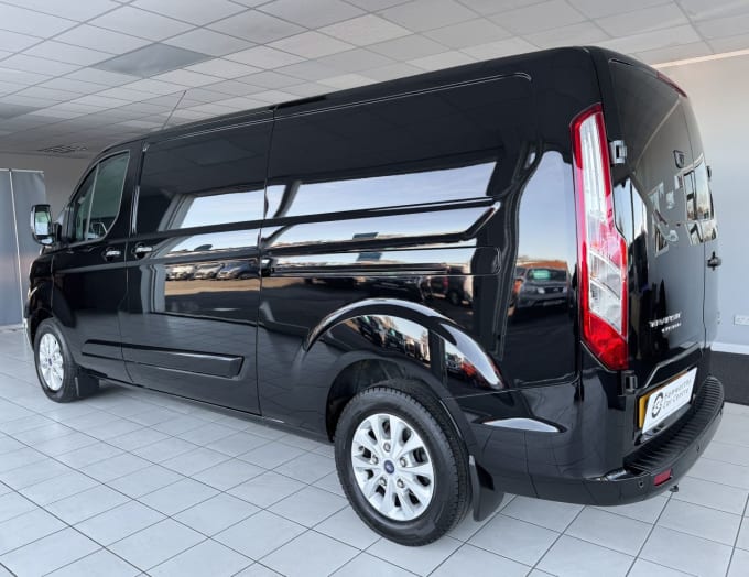 2025 Ford Transit Custom