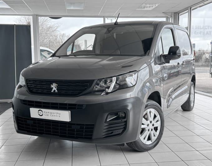 2025 Peugeot Partner