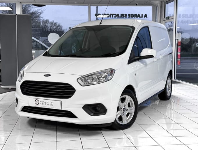 2025 Ford Transit Courier