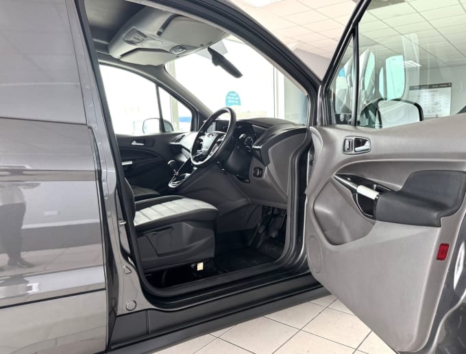 2025 Ford Transit Connect